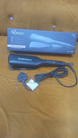 Professional Ceramic Hair Straightener – Fast Heating Smooth Hair