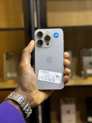 Apple iPhone 15 Pro 128 GB Gray