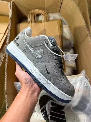 Nike Air Force 1 Premium Sneaker