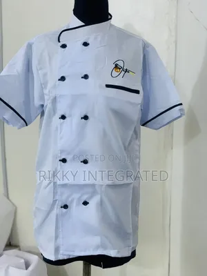 Customized Chef Apparel With Premium Embroidery Finishing