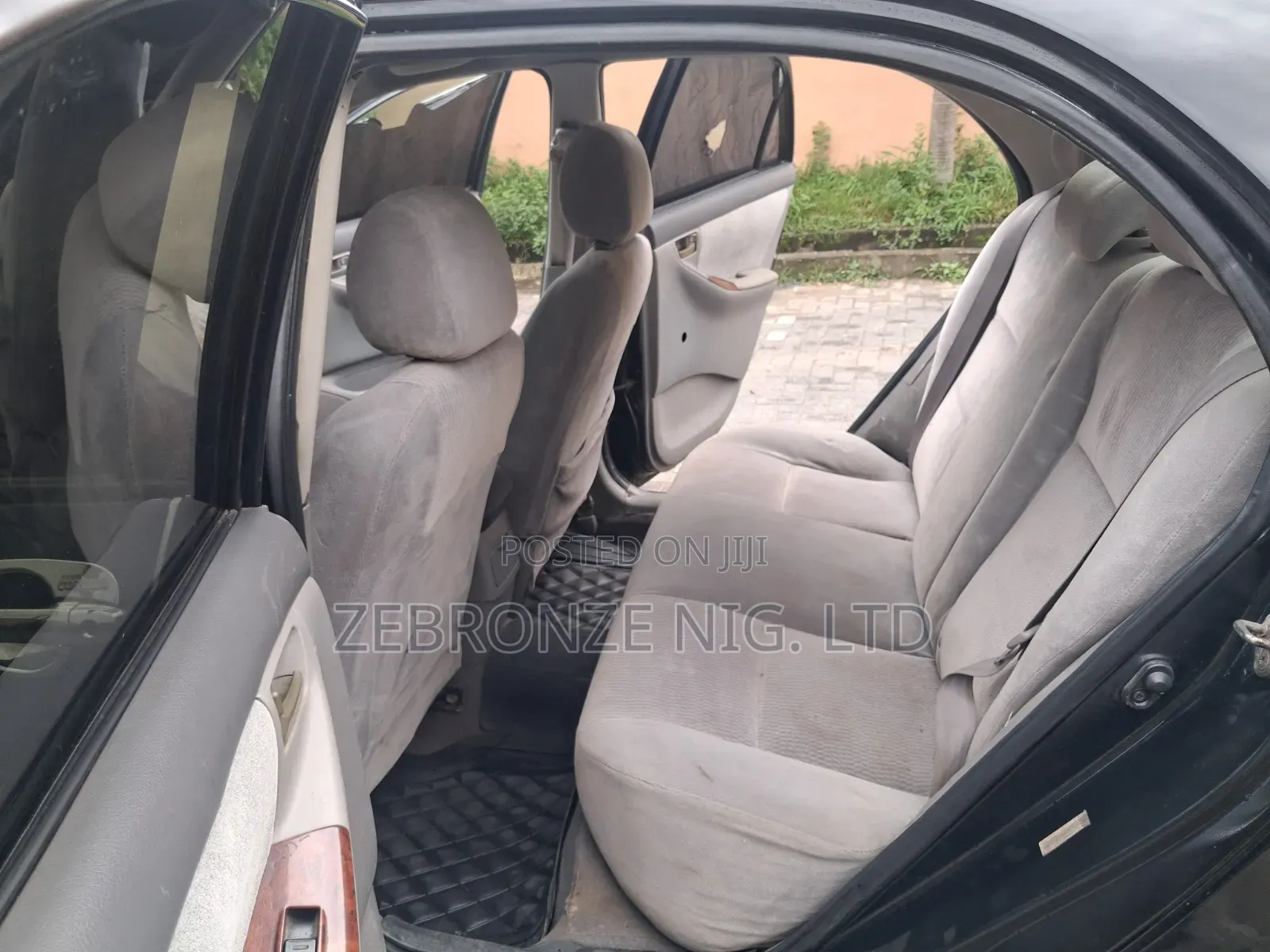 Toyota Corolla 2005 Black