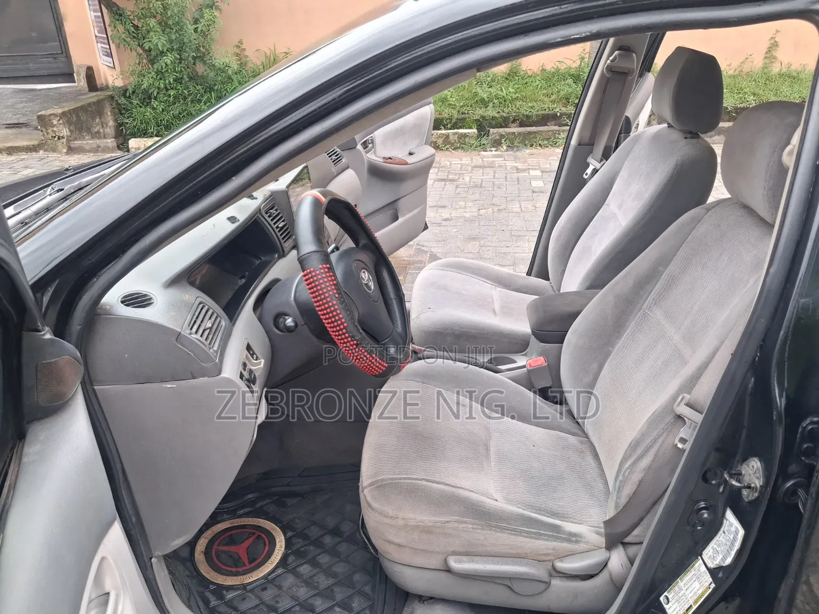 Toyota Corolla 2005 Black