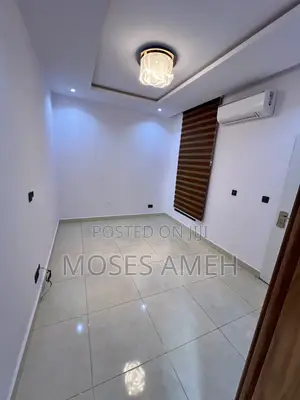 6bdrm Duplex in Mabushi for sale