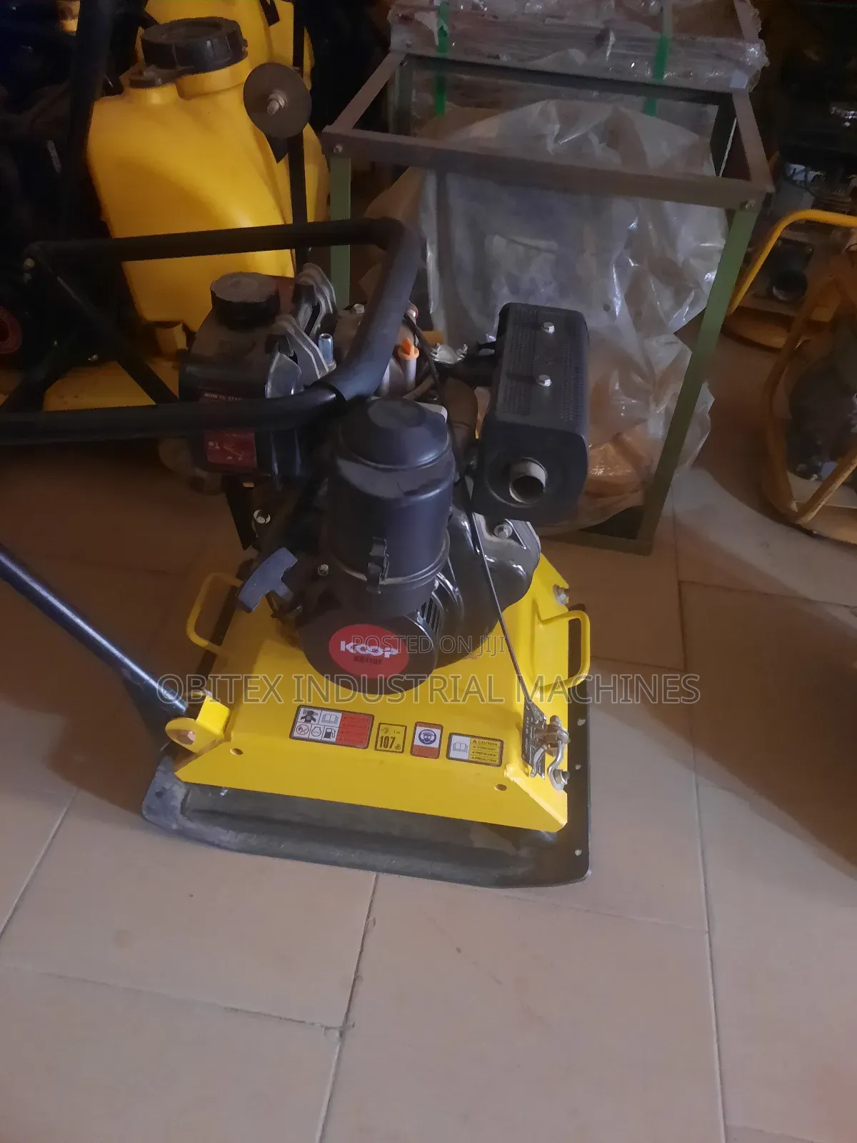 C 120plate Compactor Machine With Engine