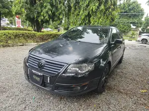 Volkswagen Passat 2010 Black