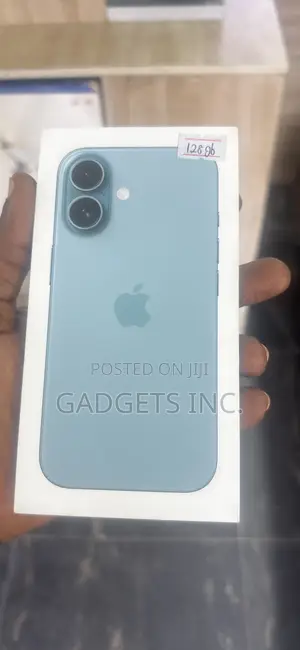 New Apple iPhone 16 128 GB Blue