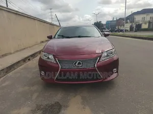 Lexus ES 2016 Red