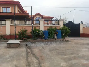 Standard 16 Rooms Hotel in Strategic Location