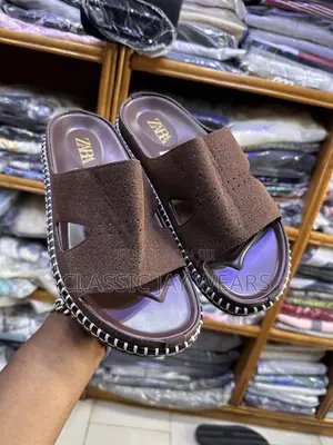 High Sole Zara Slippers Available 40 43 Only