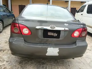 Toyota Corolla 2005 Gray