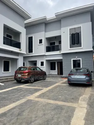 3bdrm Block of Flats in Olusoji, Oluyole for rent