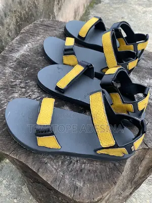 Cooperate Sandals