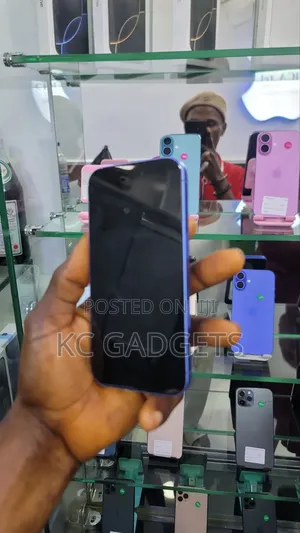Apple iPhone 16 128 GB Blue