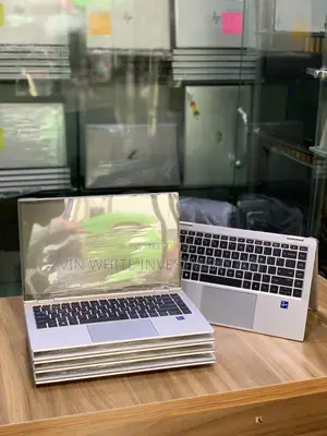 Laptop HP EliteBook 1040 G8 32GB Intel Core i7 SSD 512GB