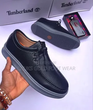Clark Signature Shoes — Where Style Meets Comfort