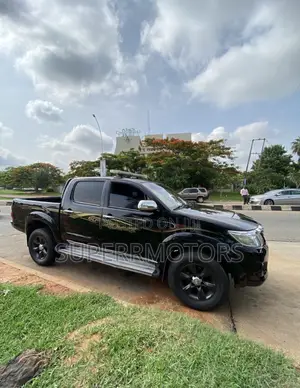 2015 Toyota Hilux 4x4 - Abuja Rental
