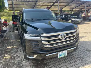Toyota Land Cruiser 2022 (Upgrade) - Abuja Rental
