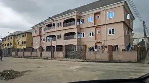 6bdrm Block of Flats in Ikenegbu, Owerri for sale