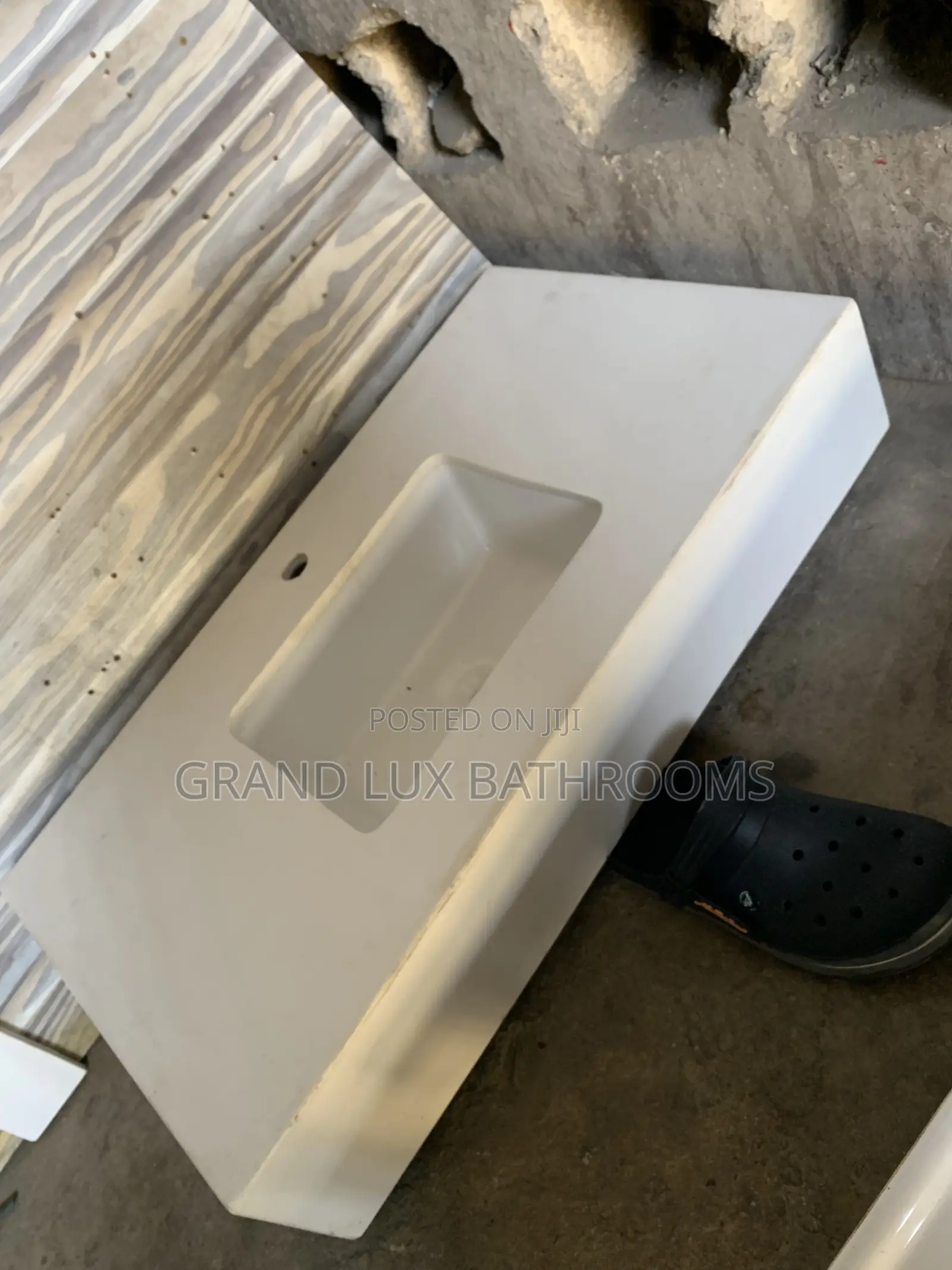 Wall-Mounted Surface Vanity Sink With Integrated Rectangular Basin