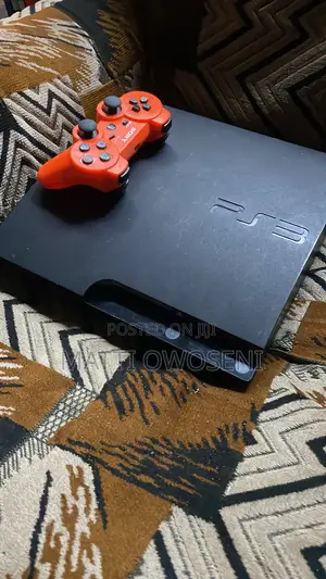 Ps3 Console With Pad