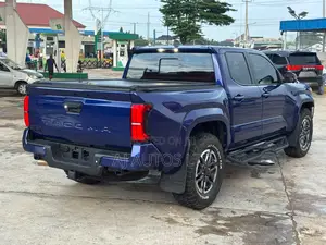 Toyota Tacoma TRD Pro Double Cab 4WD 5.0 ft. SB (Hybrid) 2025 Blue