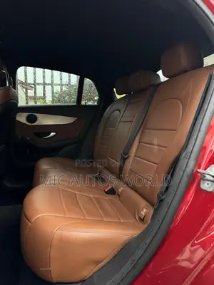 Mercedes-Benz GLC-Class 2021 Red