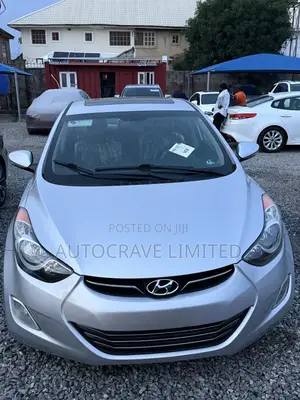 Hyundai Elantra Limited 2012 Silver