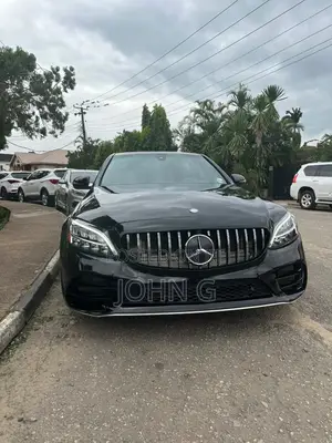 Mercedes-Benz C300 2019 Black