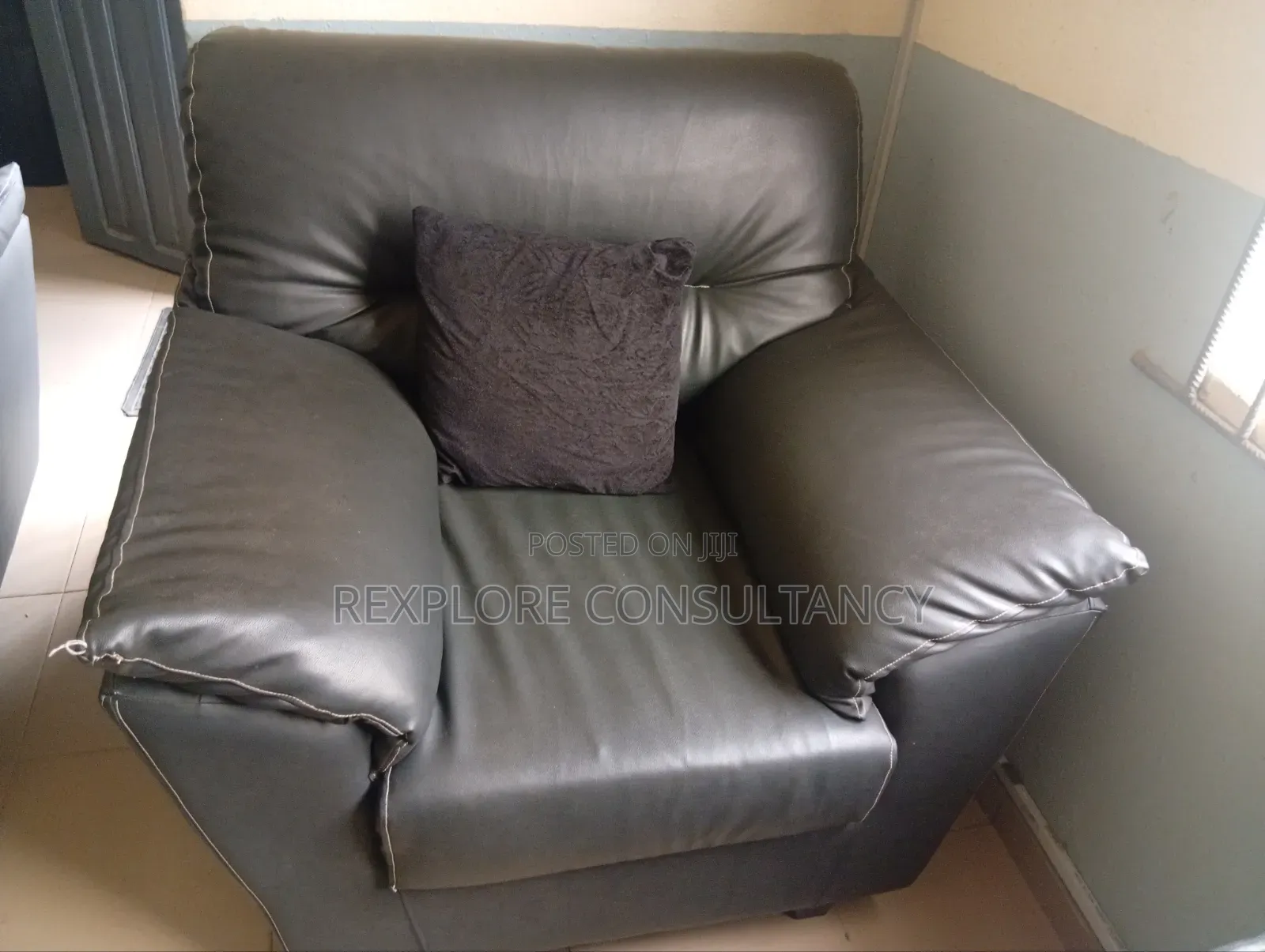 Quality 3 Seater
