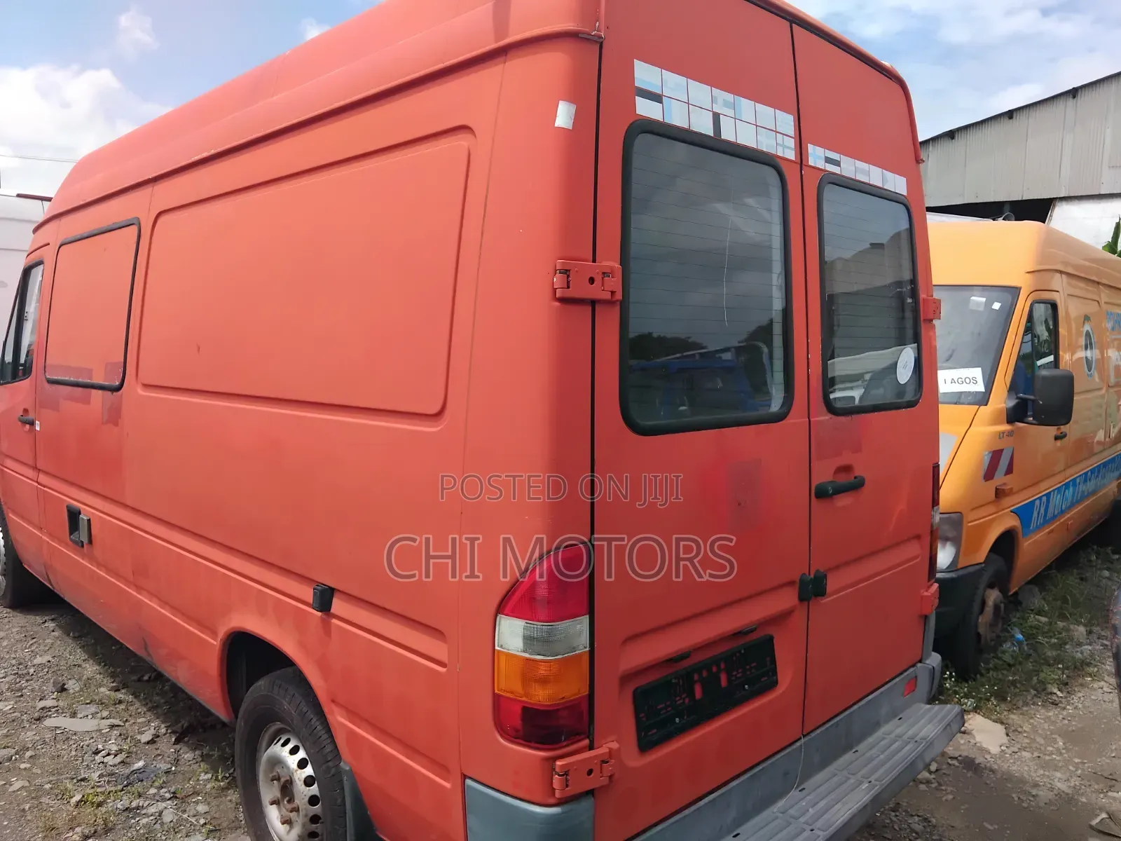 Mercedes-Benz Sprinter 2005 Red