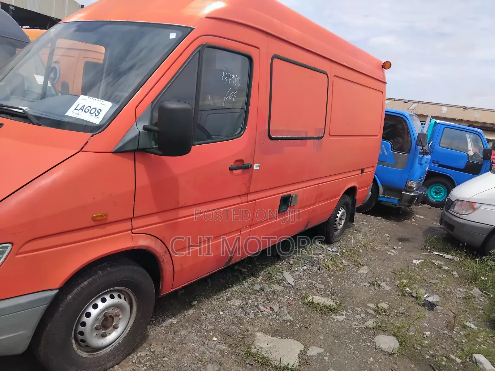 Mercedes-Benz Sprinter 2005 Red