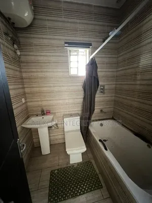 1bdrm Shared Apartment in Ikate for rent