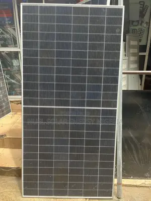630w Bifacial Solar Panels