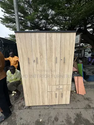 Wardrobe 4by6