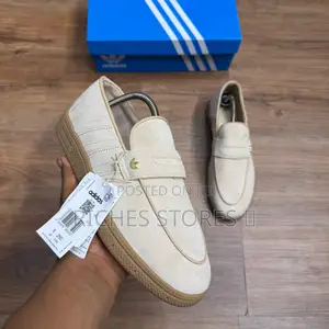 New in Adidas Handball Spezial Suede Light Biege Loafers