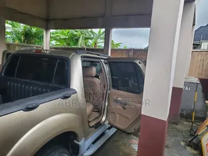 Ford Explorer 2008 Gold