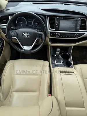 Toyota Highlander XLE 2019 Burgundy