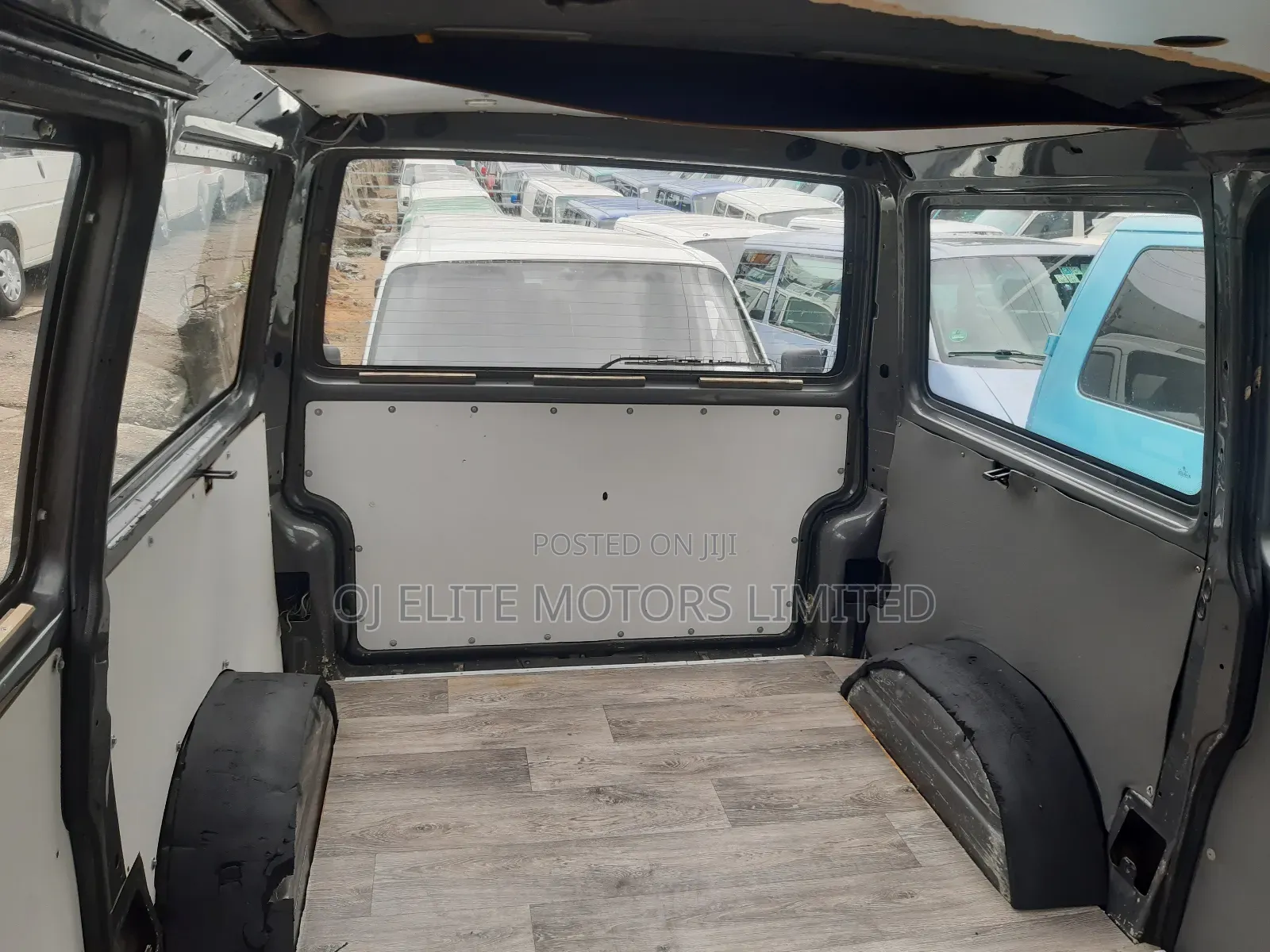 Volkswagen Transporter 2003 Grey