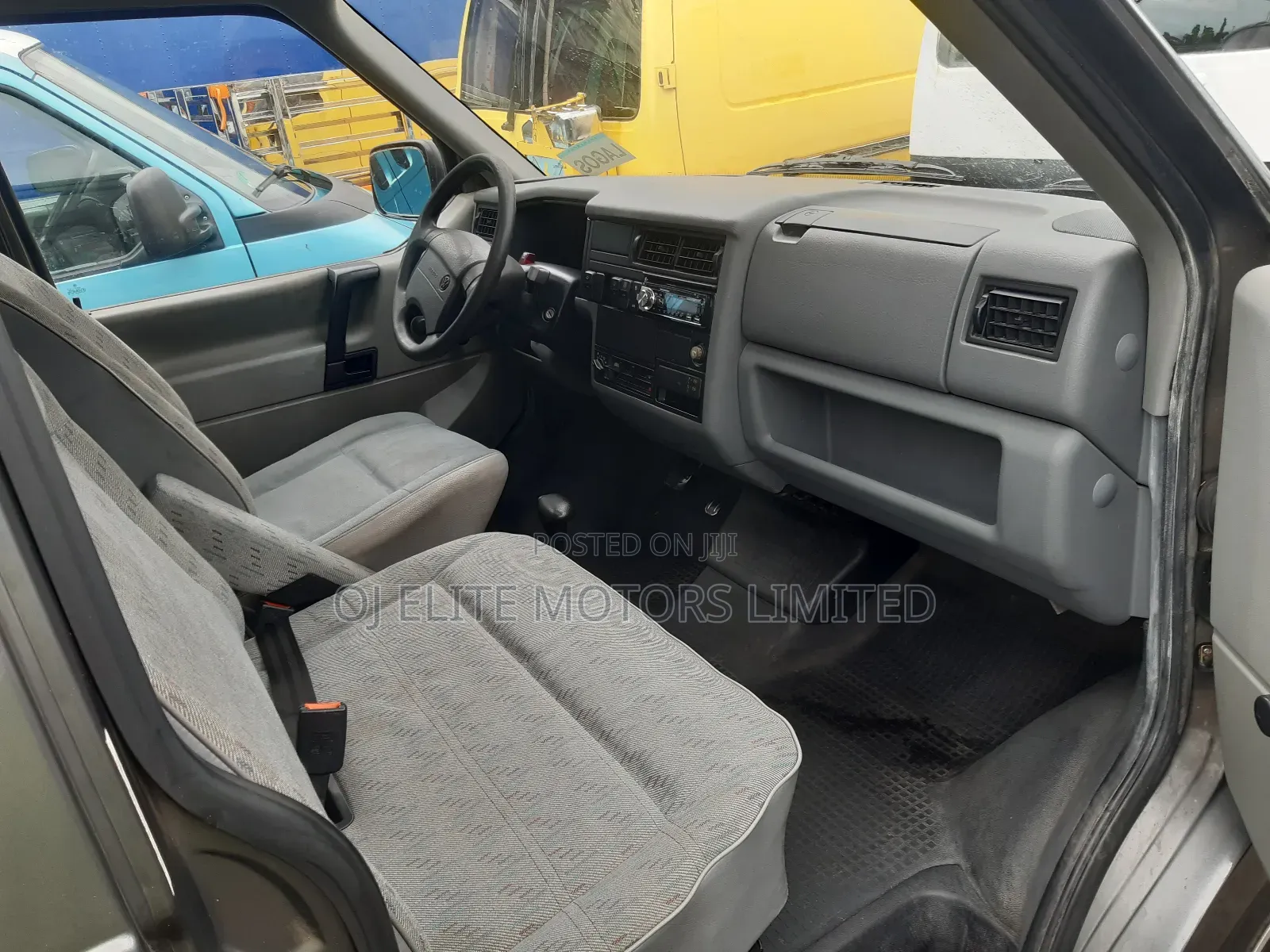 Volkswagen Transporter 2003 Grey