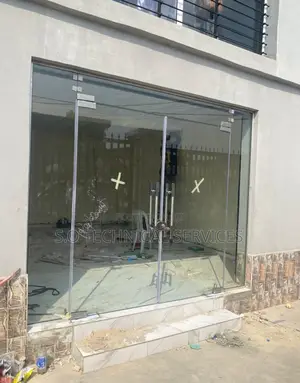 Frameless Glass
