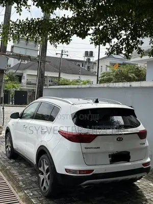 Kia Sportage SX 4dr SUV AWD (2.0L 4cyl Turbo 6A) 2017 White