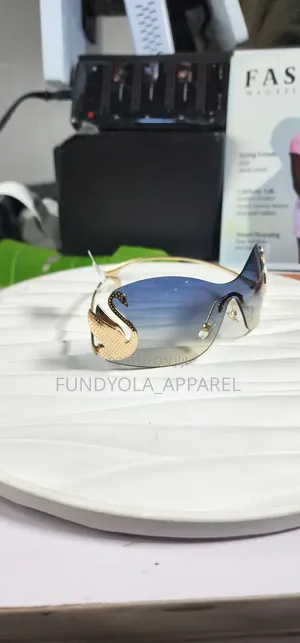 Swarovski Curvey Chic Sunglasses