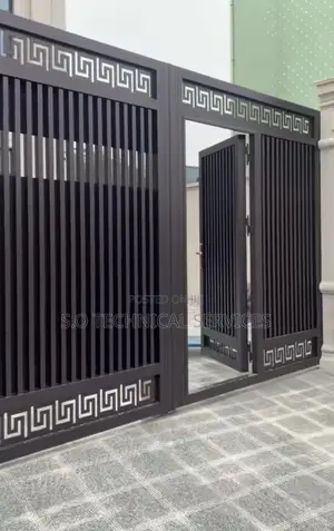 Sliding Gate