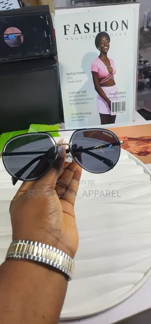 Chic Aviator Sunglasses