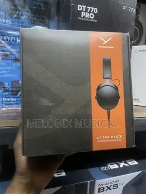 Beyerdynamics Dt 700 Pro X Professional Headphone