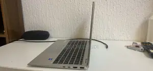 Laptop HP EliteBook 1040 G8 16GB Intel Core i7 SSD 512GB