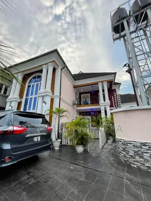 6bdrm Duplex in Peter Odili, Okuru for sale