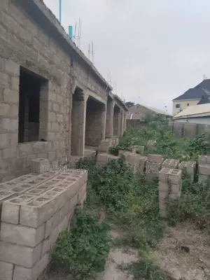 Uncompleted 4 Units of 2bedrooms With 2nos 1bedroom at Alegongo Estate