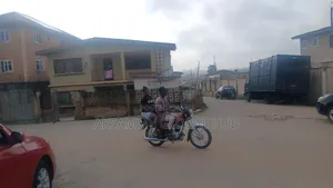 15bdrm Apartment in Agbowo, Ibadan for sale