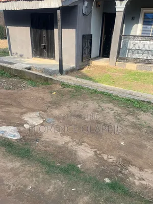 4bdrm Block of Flats in Unity Estate Araba, Alakia for sale